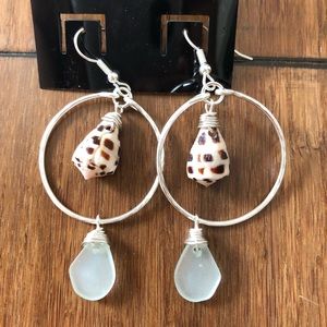 NEW - HANDMADE , silver seashell dangle earring